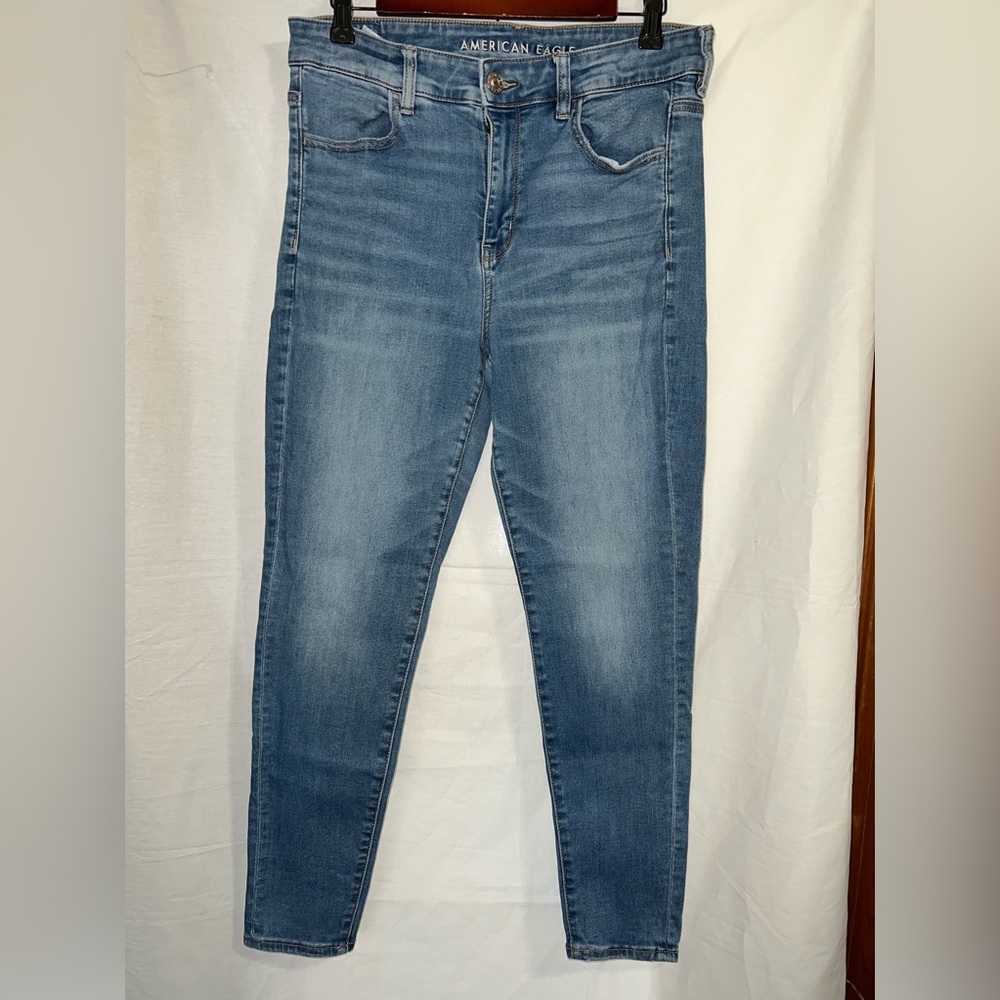 Great Pre-Owned Condition American Eagle Hi Rise Jeggings Size 12